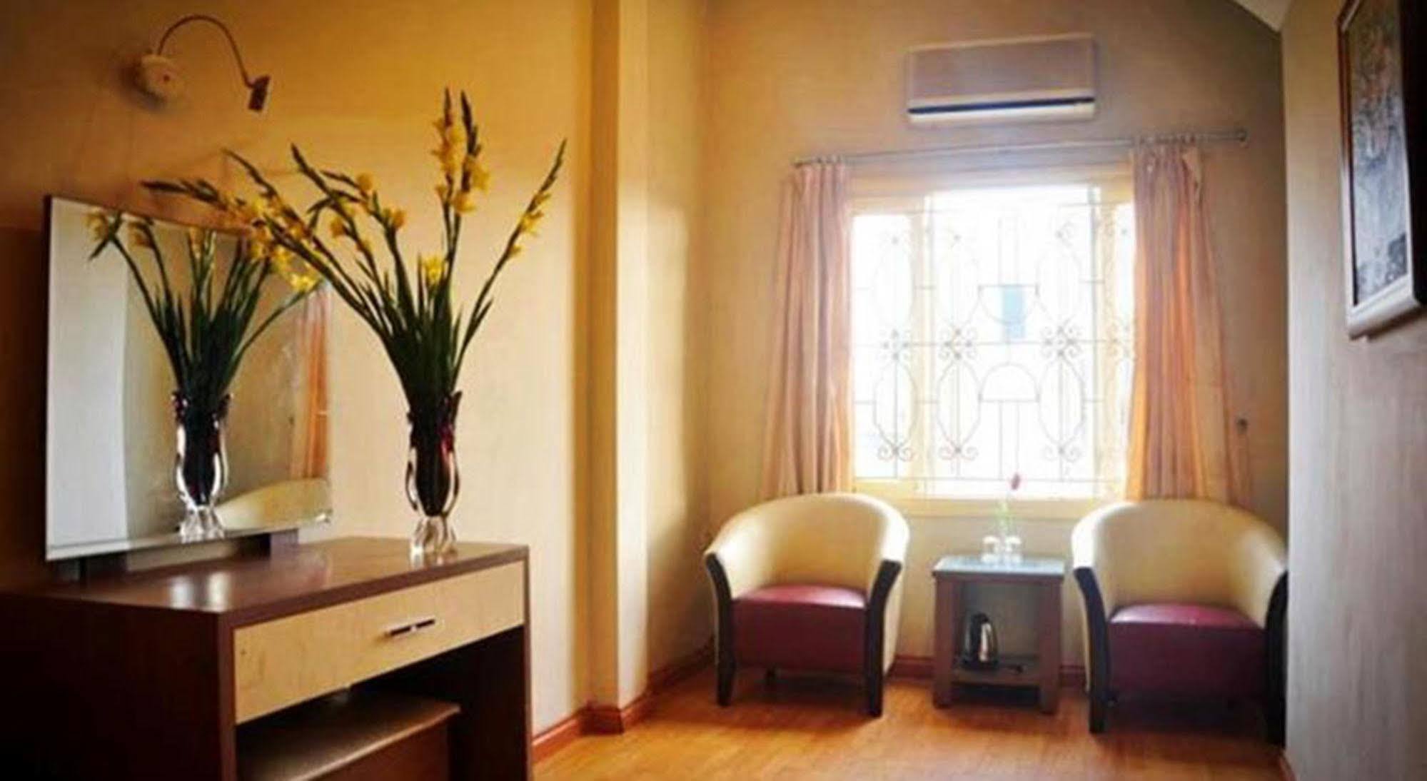 Hanoi Little Center Hotel Hanói Exterior foto
